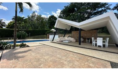 VENDO ESPECTACULAR CASA CAMPESTRE, SECTOR CERRITOS PEREIRA