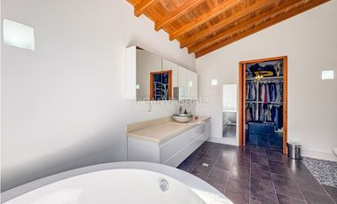 VENTA DE CASA EN CONDOMINIO SECTOR VIVA LA CEJA