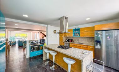 VENTA DE CASA EN CONDOMINIO SECTOR VIVA LA CEJA