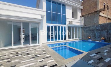 SEWA RUMAH BARU MEWAH DI PUSAT KOTA BANDAR LAMPUNG