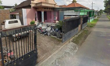 RUMAH DI DESA WONOREJO, TROWULAN MOJOKERTO