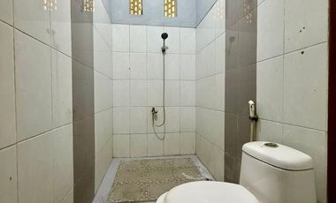 dijual rumah di bantul 2 lantai full furnished dalam cluster wiyoro