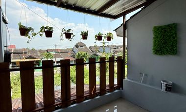 dijual rumah di bantul 2 lantai full furnished dalam cluster wiyoro