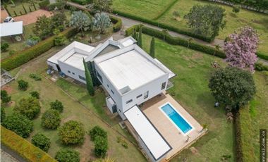 Venta de Casa Campestre en Copacabana