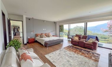 Venta de Casa Campestre en Copacabana