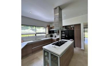 Venta de Casa Campestre en Copacabana