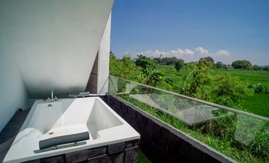 FREEHOLD OCEAN AND RICE FIELD VILLA KUSAMBA BEACH KLUNGKUNG BALI