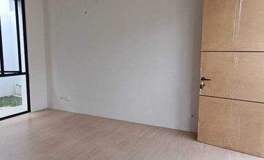 Disewakan Rumah Baru Rapi Terawat Siap Huni di Cendana Lippo Karawaci