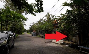 RUMAH DI JALAN LILIUM BARAT C1-67, KRATON, KRIAN SIDOARJO