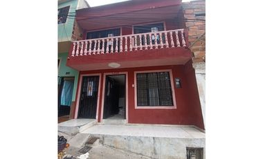 SE VENDE HERMOSA Y AMPLIA CASA EN OMAGA 1./NORTE