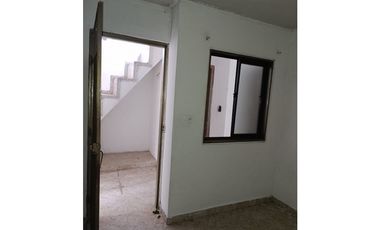SE VENDE HERMOSA Y AMPLIA CASA EN OMAGA 1./NORTE