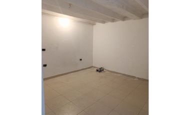 SE VENDE HERMOSA Y AMPLIA CASA EN OMAGA 1./NORTE