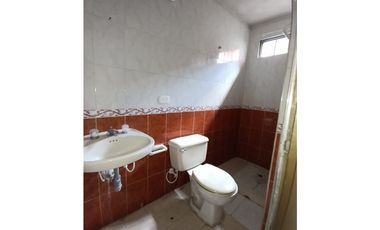 SE VENDE HERMOSA Y AMPLIA CASA EN OMAGA 1./NORTE