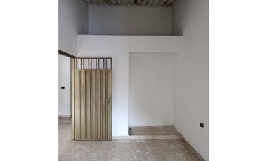 SE VENDE HERMOSA Y AMPLIA CASA EN OMAGA 1./NORTE