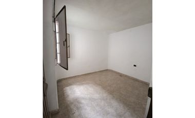 SE VENDE HERMOSA Y AMPLIA CASA EN OMAGA 1./NORTE