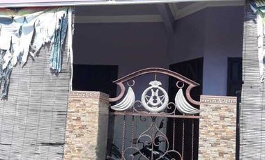 RUMAH DI JALAN KH SAMANHUDI, TULANGAN SIDOARJO