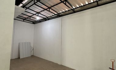 Rumah Siap Huni dalam Cluster Purimas Kosongan Terawat