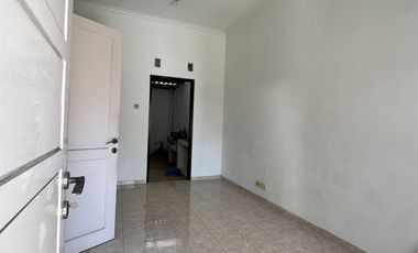 Rumah Siap Huni dalam Cluster Purimas Kosongan Terawat