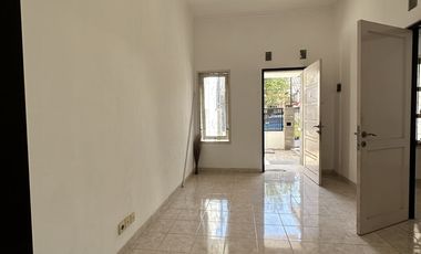 Rumah Siap Huni dalam Cluster Purimas Kosongan Terawat