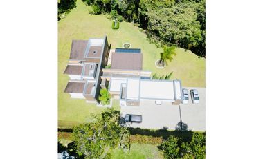 Casa en Arriendo en La Ceja