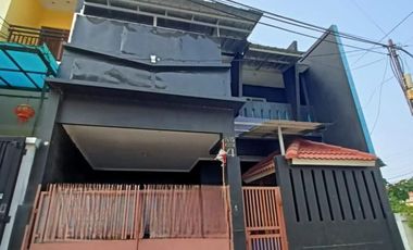 Dijual / disewakan Rumah 2,5 Lantai SHM Muara Karang Jakarta Utara