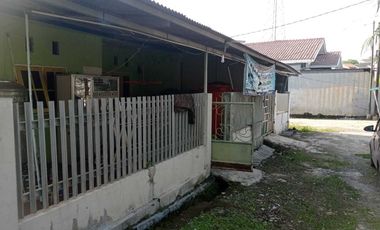 Rumah ada usaha nya