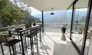 Casa en Arriendo en Arrayán | Casa Arriendo 3D3B servicios jardín piscina | Lo Barnechea | One Propiedades