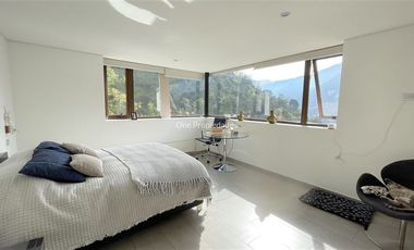 Casa en Arriendo en Arrayán | Casa Arriendo 3D3B servicios jardín piscina | Lo Barnechea | One Propiedades