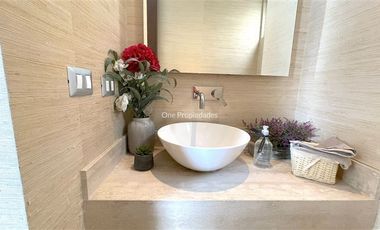 Casa en Arriendo en Arrayán | Casa Arriendo 3D3B servicios jardín piscina | Lo Barnechea | One Propiedades