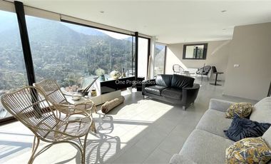 Casa en Arriendo en Arrayán | Casa Arriendo 3D3B servicios jardín piscina | Lo Barnechea | One Propiedades