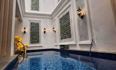 JUAL RUMAH MODERN DENGAN KOLAM RENANG PRIBADI di Antapani Bandung