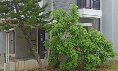 Rumah Hook Semi Furnished di Galuhmas Karawang