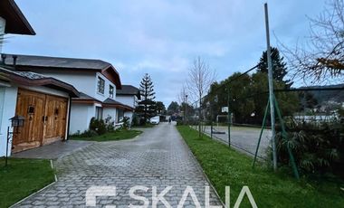 Casa en Venta en Condominio Los Aromos