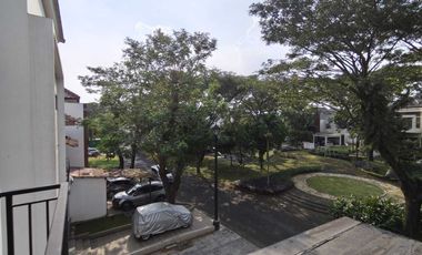 Rumah cakep 2 lt siap huni di lippo Karawaci tangerang