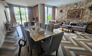 Hot Listing Townhouse Essence Darmawangsa Full Furnished