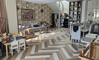 Hot Listing Townhouse Essence Darmawangsa Full Furnished