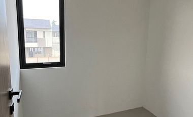 DISEWAKAN Rumah Baru Di Cluster Cityzen Park Serpong Tangerang