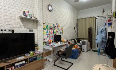 Dijual Rumah Murah 1 1/2 Lantai Modern Lokasi Dengan Fasilitas Umum