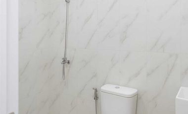 JUAL RUMAH 3 LANTAI, TELAGA BODAS DEKAT TOL JATINGALEH, SIMPANG LIMA & PUSAT KOTA SEMARANG