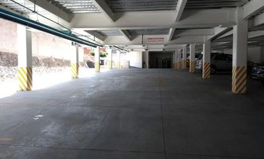 Local comercial en renta – Plaza Sky Center, Av. del Parque,  Querétaro. 105 m².
