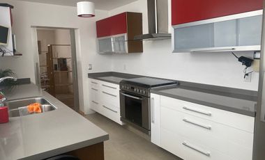 Casa amueblada o sin amueblar en renta en Tecamachalco