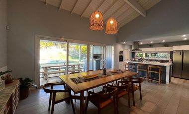 Casa en Venta en Costa Esmeralda Barrio Deportiva.