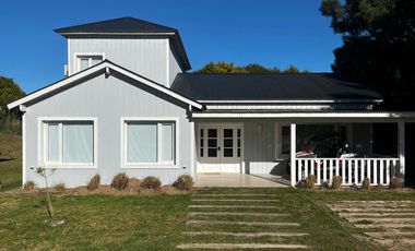 Casa en Venta en Costa Esmeralda Barrio Deportiva.