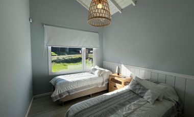 Casa en Venta en Costa Esmeralda Barrio Deportiva.