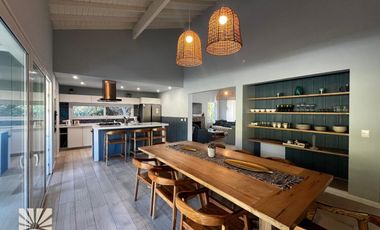 Casa en Venta en Costa Esmeralda Barrio Deportiva.