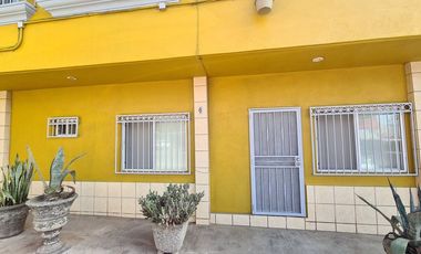 Se RENTA departamento de 2 recámaras, a 4 cuadras del malecón de Playa Hermosa.