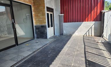 Rumah Kos Aktif dan Rumah Induk di Banyuanyar Solo Kota