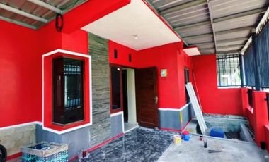 Rumah Bagus Berpagar siap Huni di Gawanan Colomadu