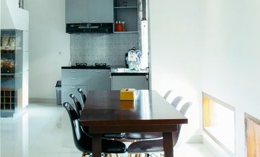 Disewakan Rumah Siap Huni Full Furnished di Setiabudi