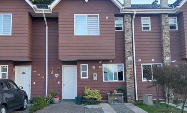 Condominio Silos de Collico, townhouse